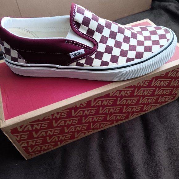 Brand New VANS Classic Slip-On Checkerboard Tennis Shoe 👟 - Picture 7 of 14